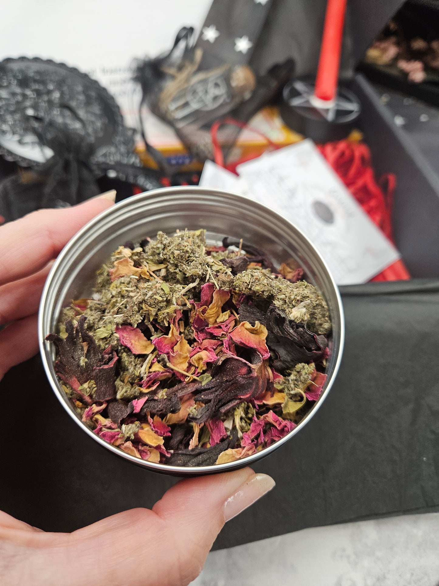 Lilith Altar Kit - Awaken The Dark Feminine